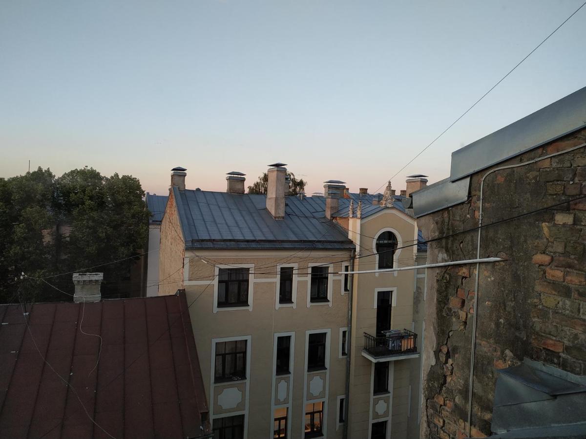 Sunlit Loft Apartment Рига Екстер'єр фото