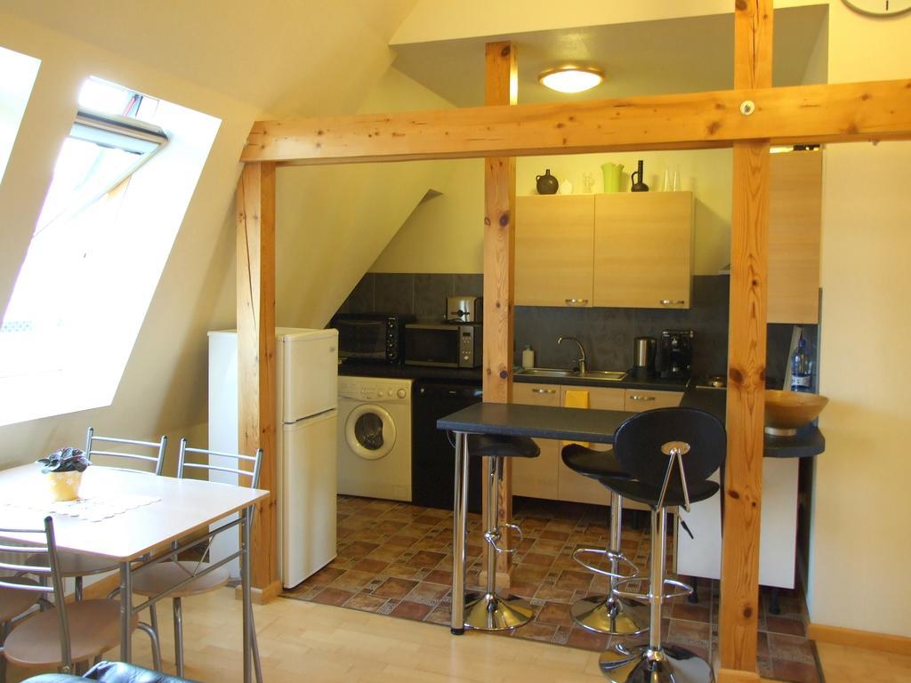 Sunlit Loft Apartment Рига Екстер'єр фото